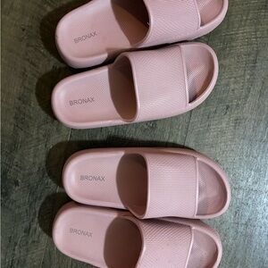 Bronax Pink Women's Slide Sandals
